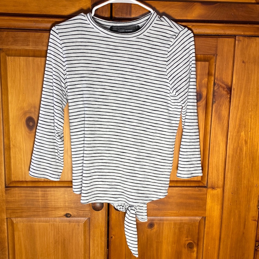 Code X Mode Black and White Striped Shirt With Tie On Back